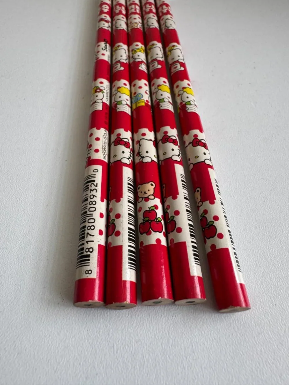 Sanrio Hello Kitty HB #2 Pencil Set of 5 2011 Kawaii Made in Taiwan